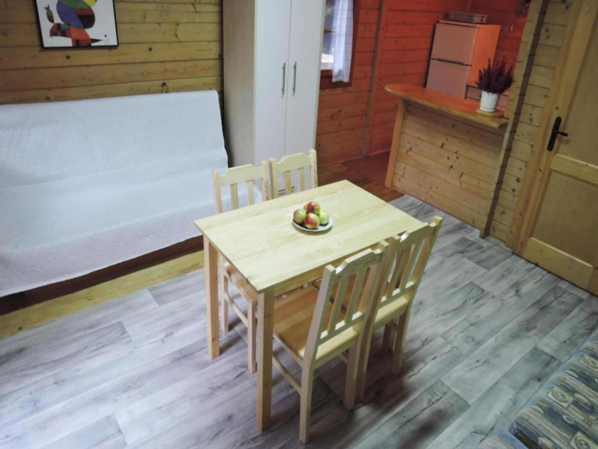Bungalow In Lubin At 300 M From The Lake Exterior photo